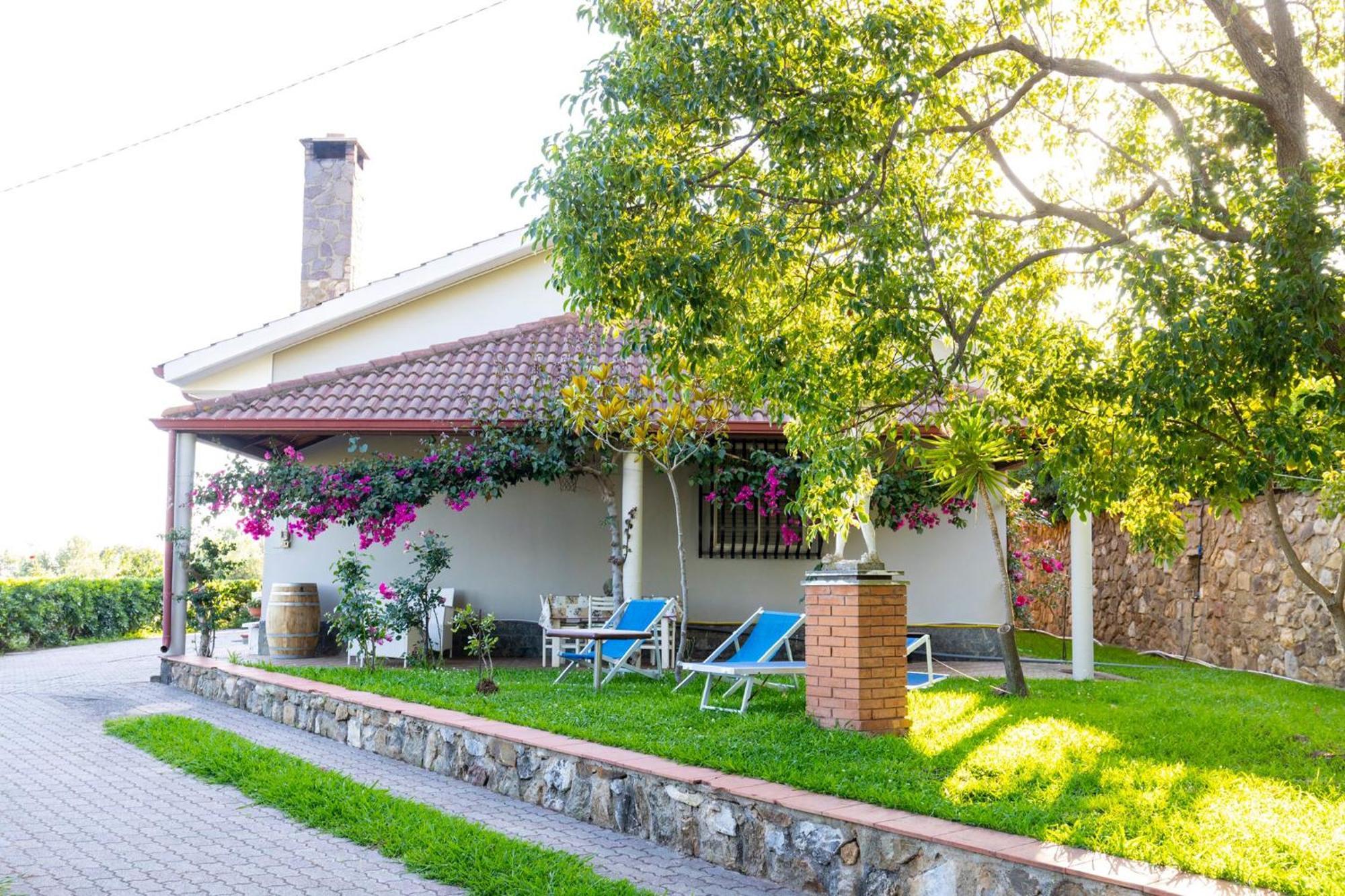 La Casa Di Nonna Villa ลาเมเซ แตร์เม ภายนอก รูปภาพ